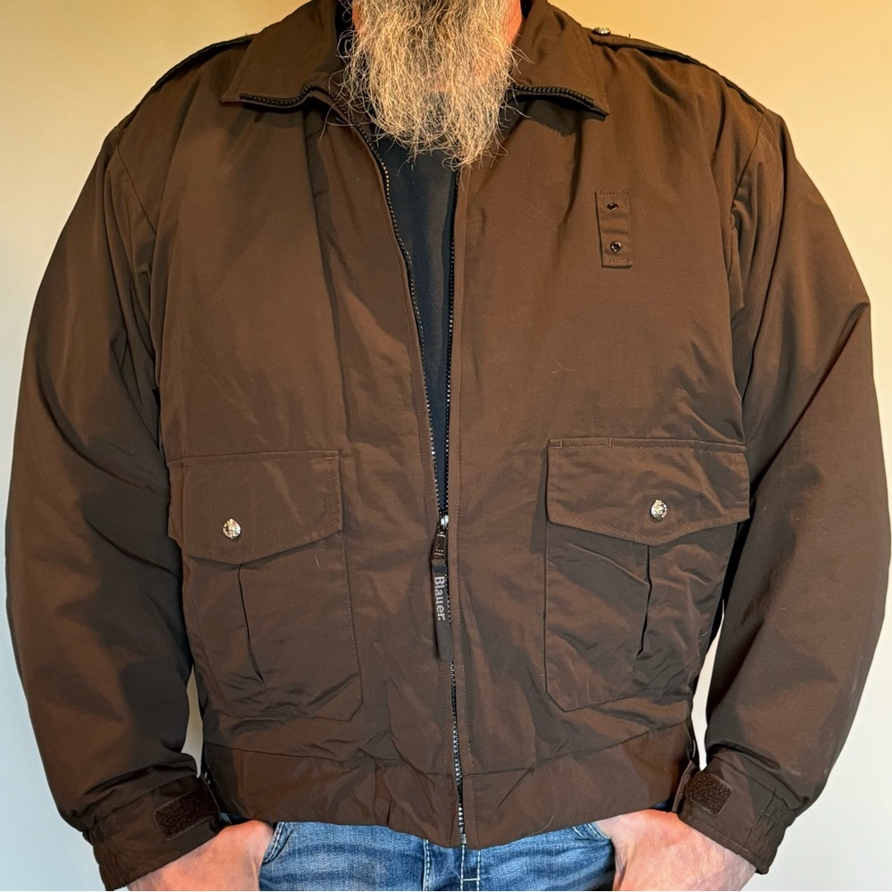 Bauer Mens dress jacket.